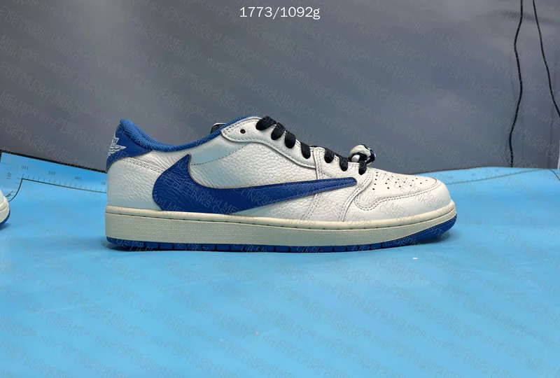 Jordan 1 low fragment Travis Scott 3