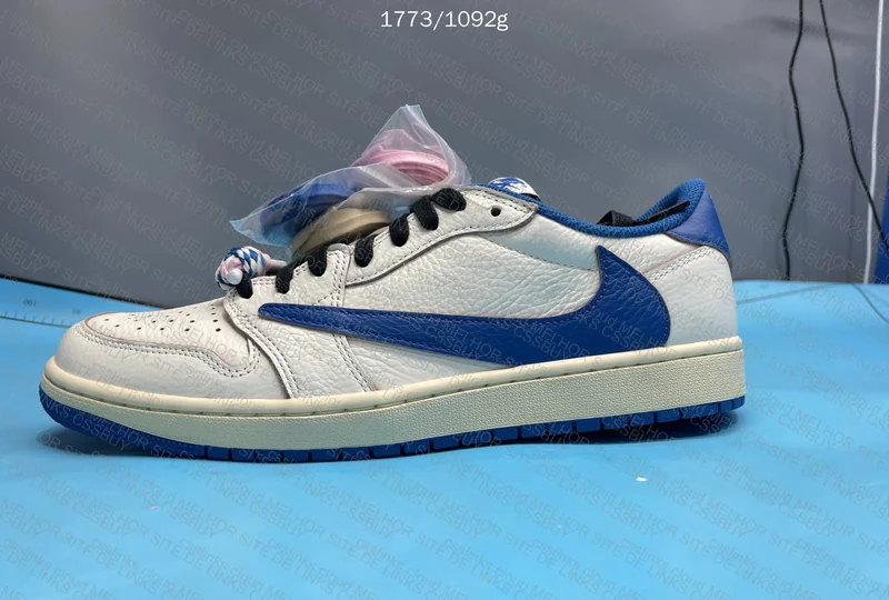 Jordan 1 low fragment Travis Scott 6