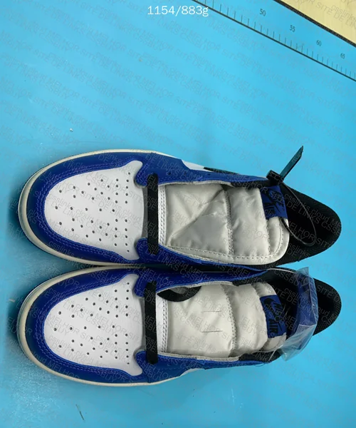 Jordan 1 Low Game Royal 5