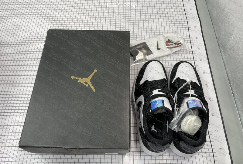 Jordan 1 Low Golf NRG "Endless Pursuit” 10