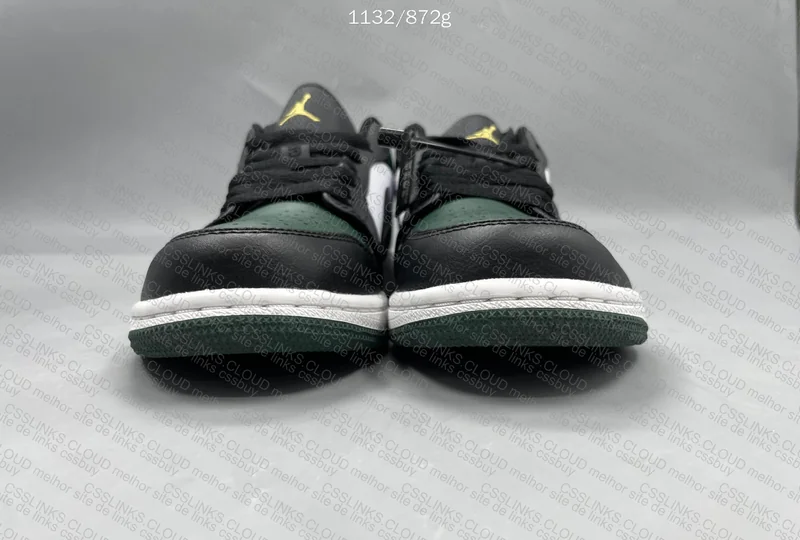 Jordan 1 Low Green Toe 2