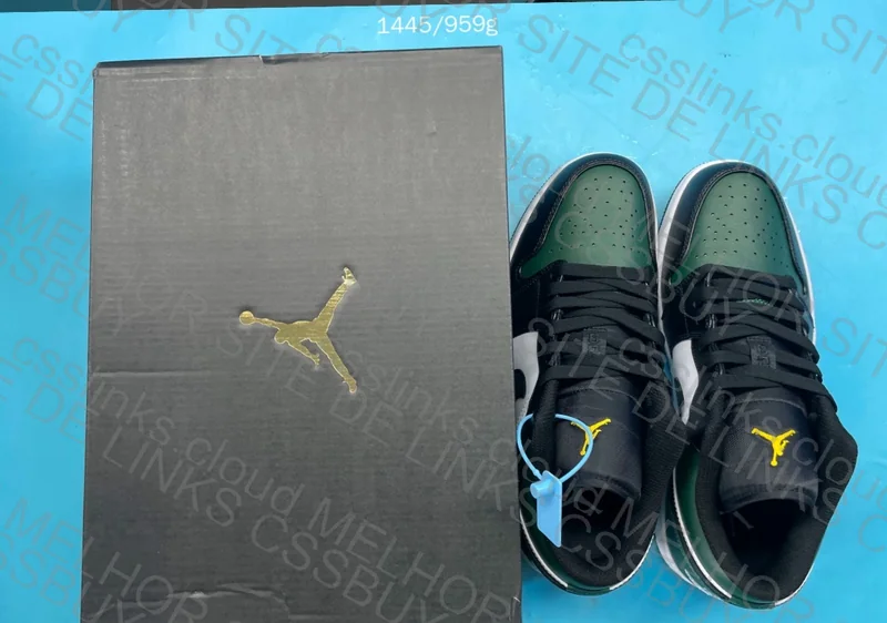 jordan 1 low green toe-oq acham?