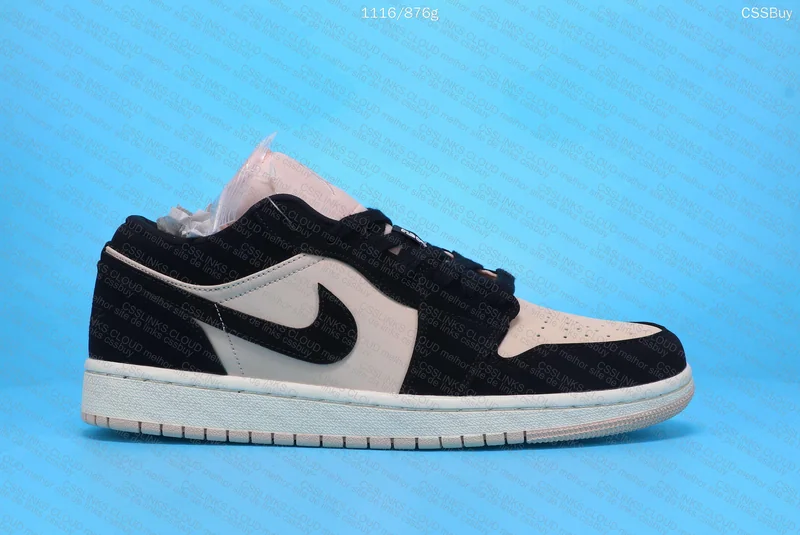 Jordan 1 Low Guava Ice 4