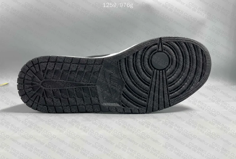 Jordan 1 Low Light Smoke Grey 6