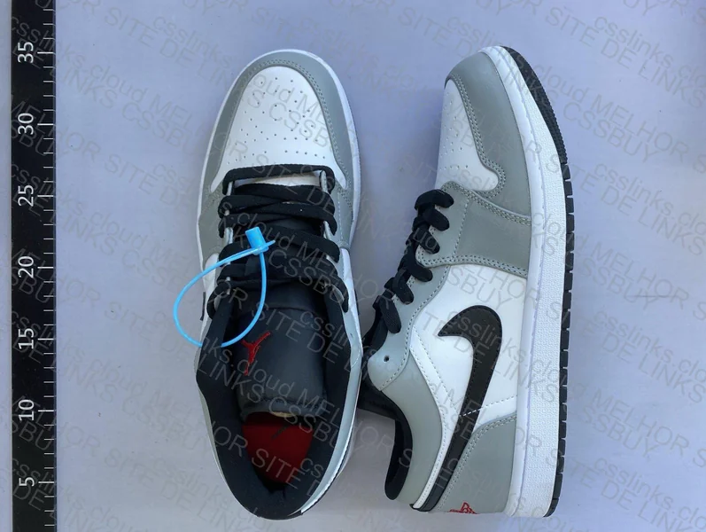 Jordan 1 low light smoke grey 5