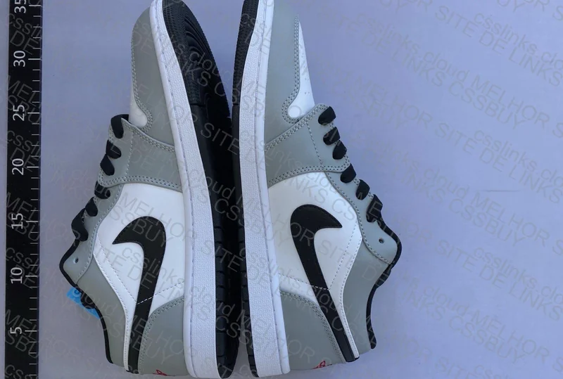 Jordan 1 low light smoke grey 9