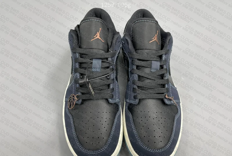 Jordan 1 Low "Midnight Navy"
