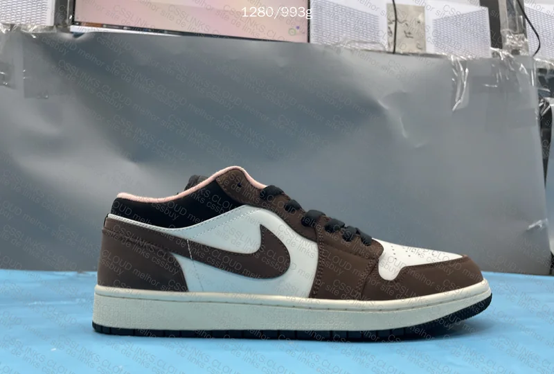 Jordan 1 low Mocha