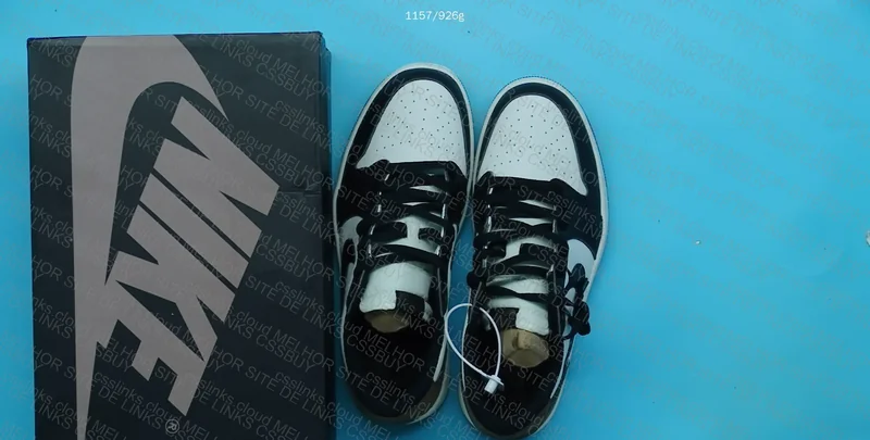 Jordan 1 Low Mocha