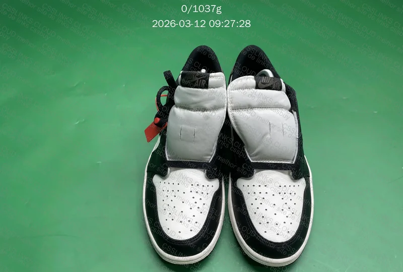 Jordan 1 Low Mocha 4