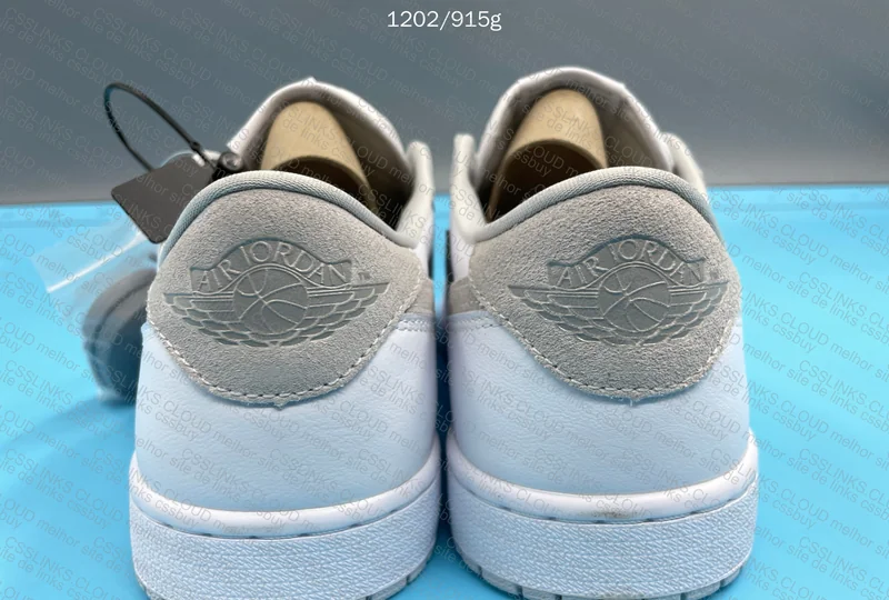 Jordan 1 Low Neutral Grey 3