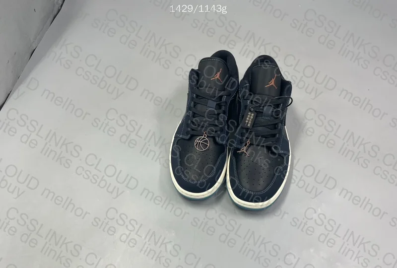 Jordan 1 Low Obsidian Dark 6