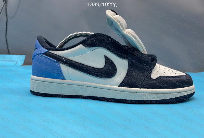 Jordan 1 Low Obsidian - DT