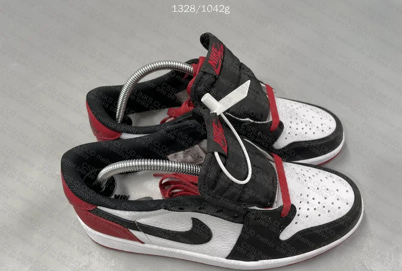 Jordan 1 low OG (sale)