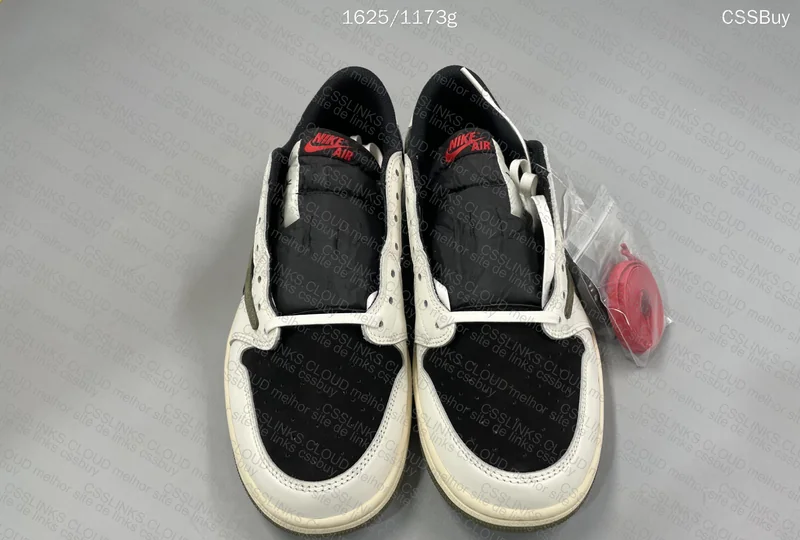Jordan 1 Low OG Travis Scott Olive 3
