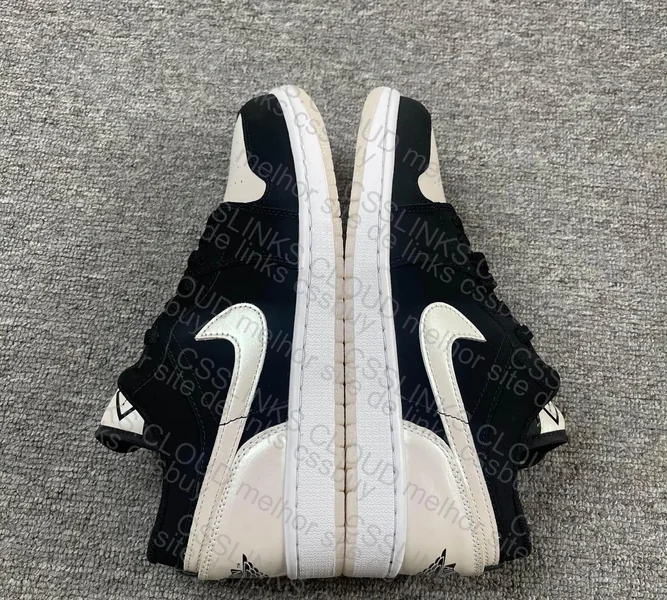 Jordan 1 Low (OVO) 4