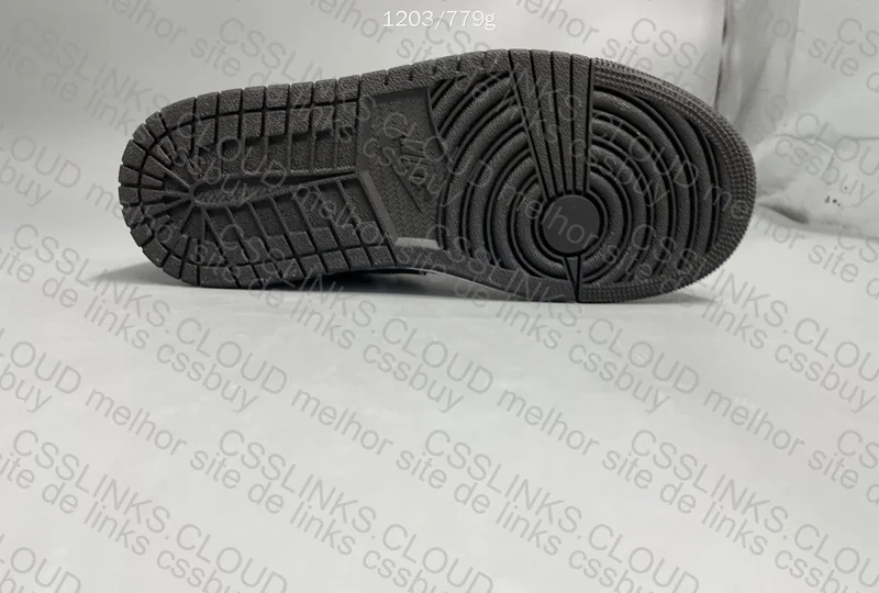 Jordan 1 Low OVO 4
