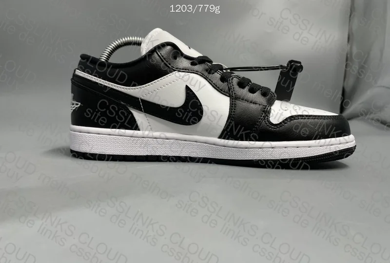 Jordan 1 Low OVO 8