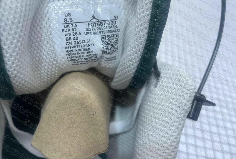 Jordan 1 Low Oxidized Green 10