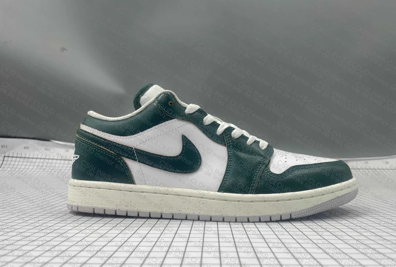Jordan 1 Low Oxidized Green 9
