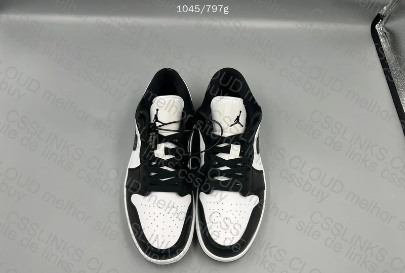Jordan 1 Low Panda 190y 3