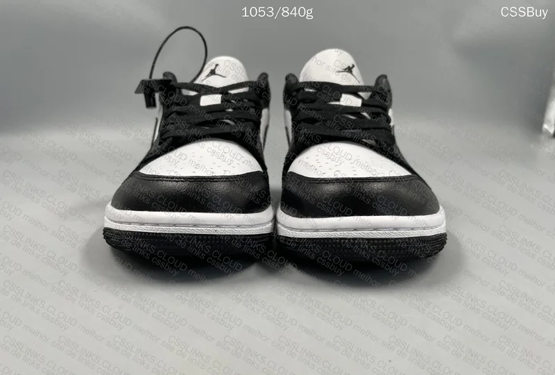 Jordan 1 Low Panda (DT) 37.5 - OVO