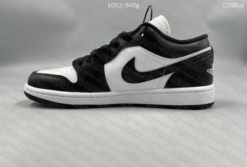 Jordan 1 Low Panda (DT) 37.5 - OVO 7