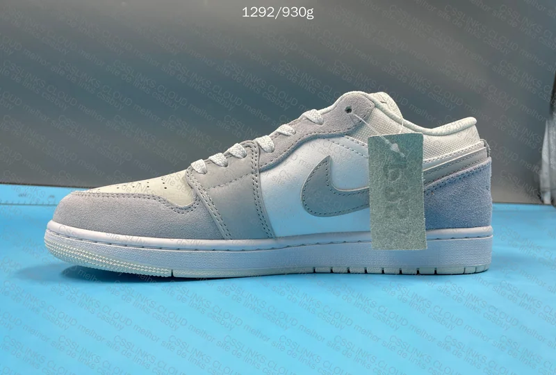 Jordan 1 Low Paris 3