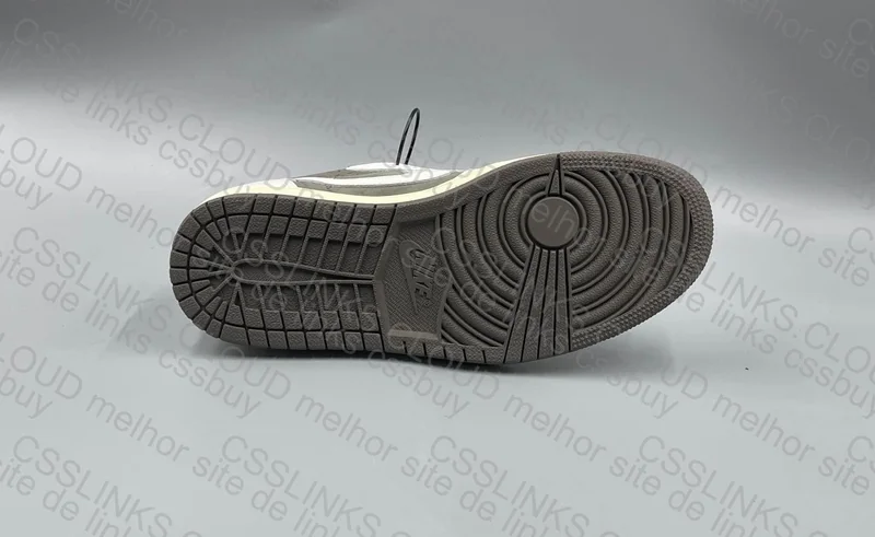 Jordan 1 Low Reverse Mocha 6