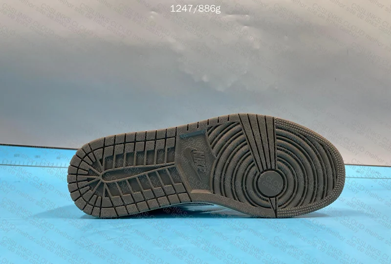 jordan 1 low reverse mocha 7