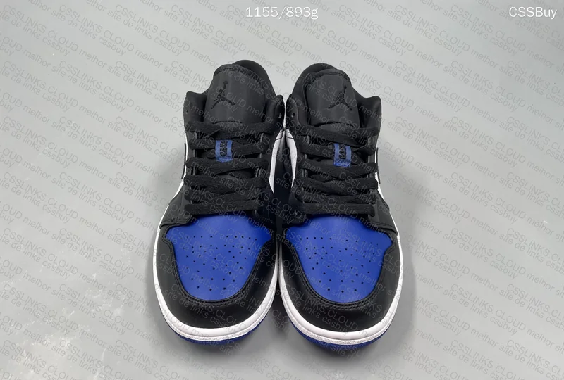 Jordan 1 low royal toe