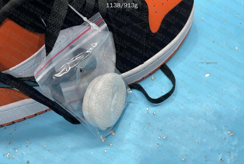 JORDAN 1 LOW (SALE) 10