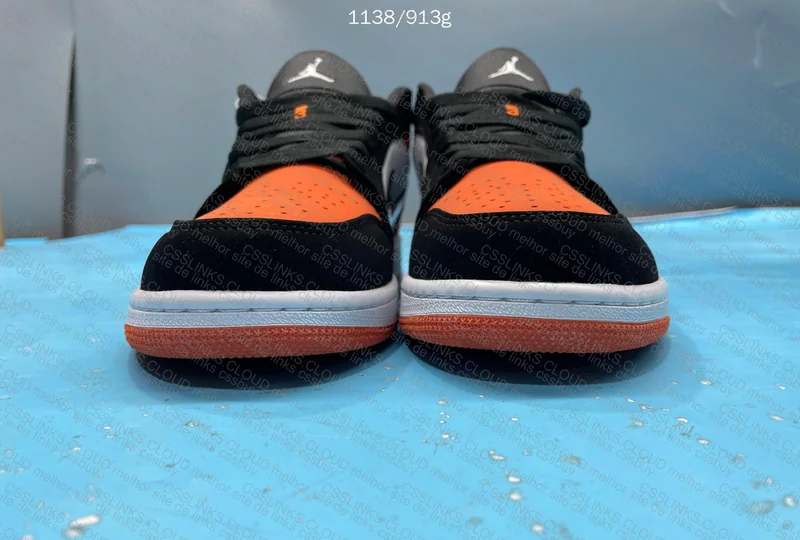 JORDAN 1 LOW (SALE) 2