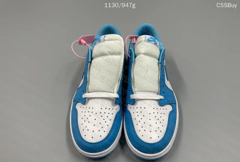 Jordan 1 low SB UNC 4