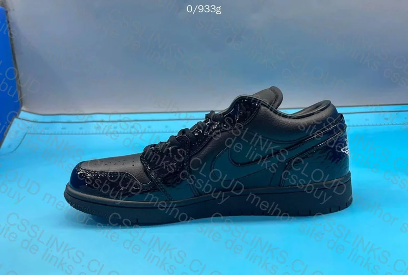 Jordan 1 Low SE Black Croc 4