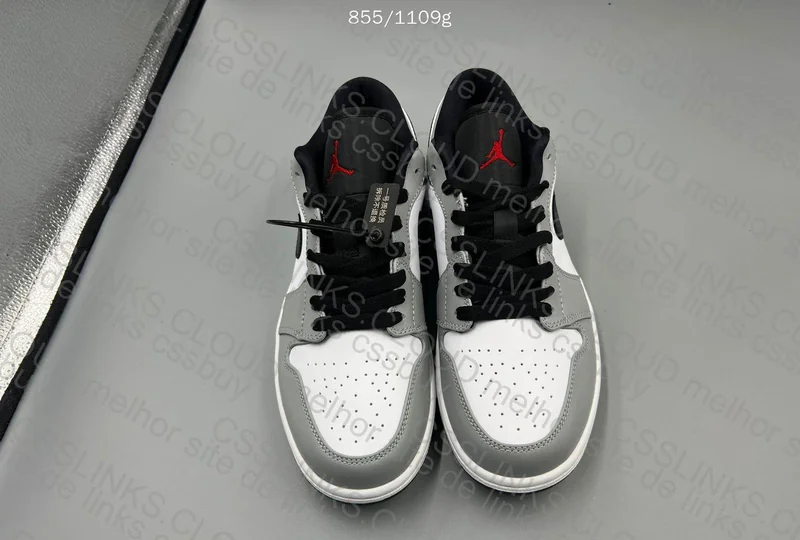 JORDAN 1 LOW SMOKE GREY DT 190Y