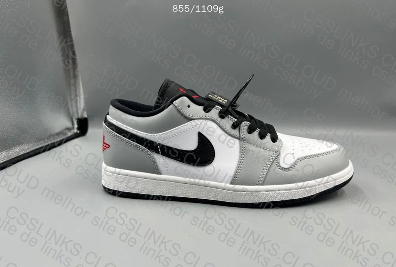 JORDAN 1 LOW SMOKE GREY DT 190Y 4