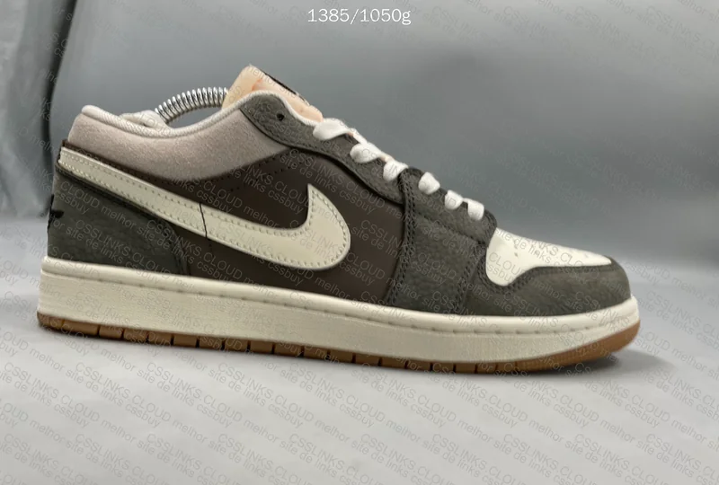 Jordan 1 Low SNKRS Day Korea Magpie