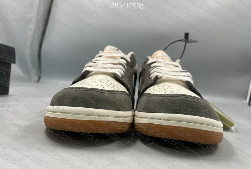 Jordan 1 Low SNKRS Day Korea Magpie 6