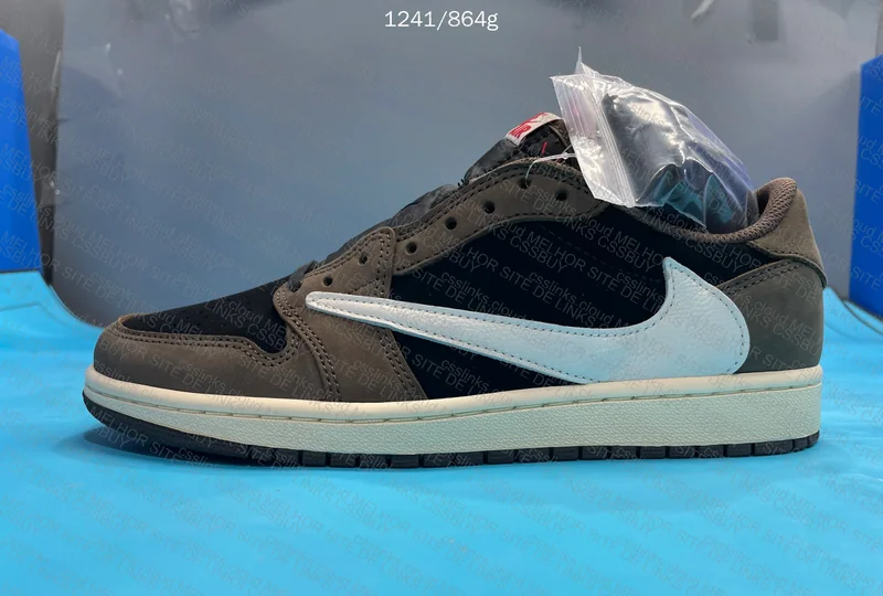 Jordan 1 Low Travis