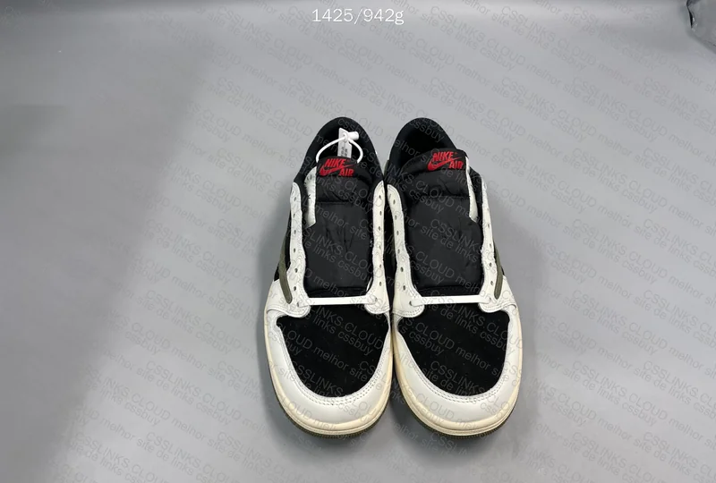 Jordan 1 Low Travis Olive 3