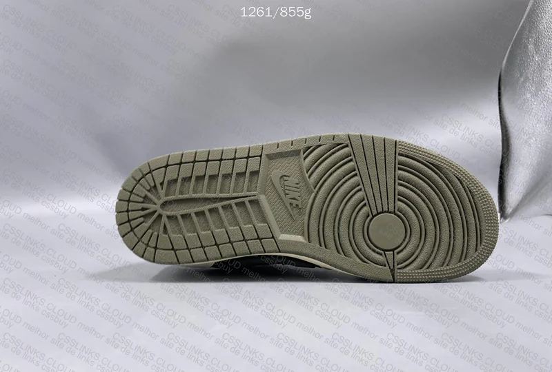Jordan 1 low Travis Olive 8