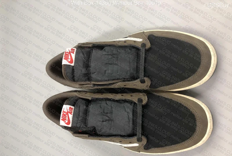 Jordan 1 Low Travis Scott