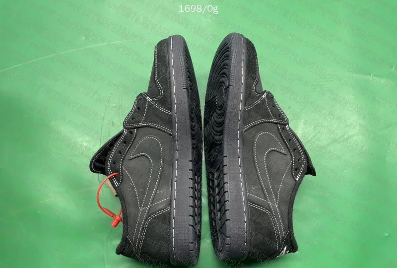 Jordan 1 Low Travis Scott Black Phantom 2