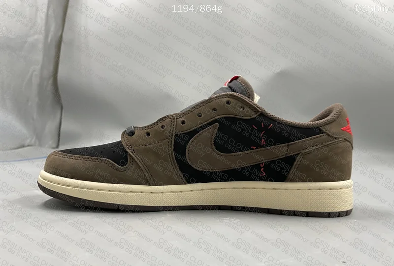Jordan 1 low Travis Scott Dark Mocha 6