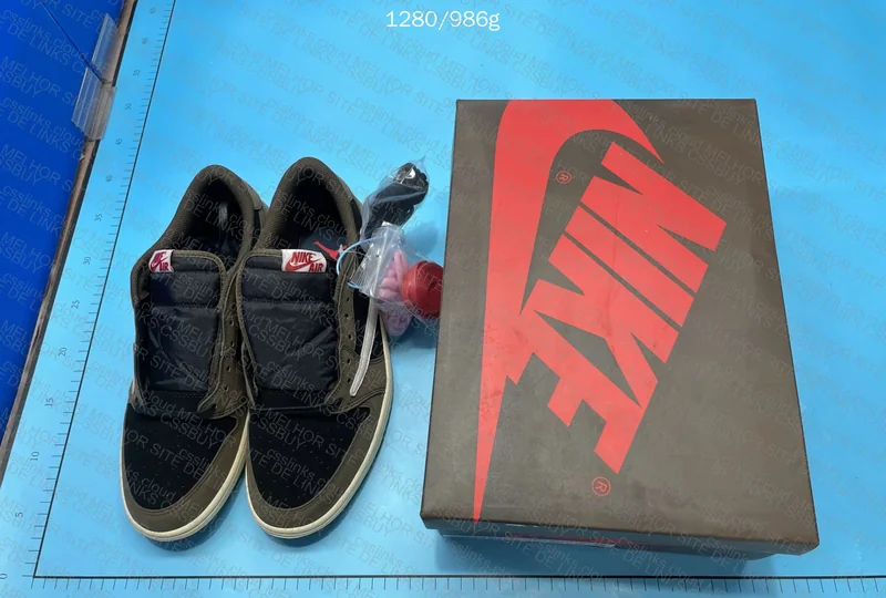 Jordan 1 Low Travis Scott Reverse Mocha 110¥