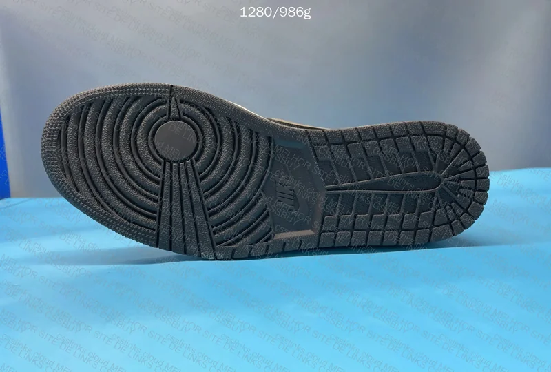 Jordan 1 Low Travis Scott Reverse Mocha 110¥ 7