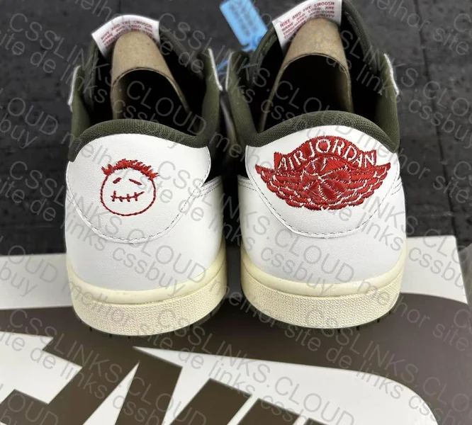 Jordan 1 Low Travis Scott Medium Olive 4
