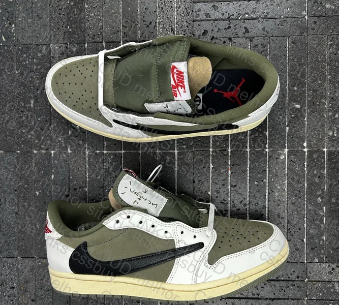 Jordan 1 Low Travis Scott Medium Olive 10