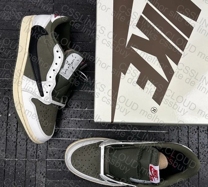 Jordan 1 Low Travis Scott Medium Olive 6